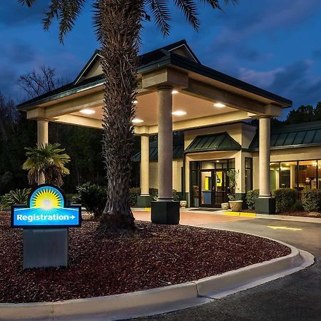 Days Inn By Wyndham Richmond Hill/Savannah Exterior photo